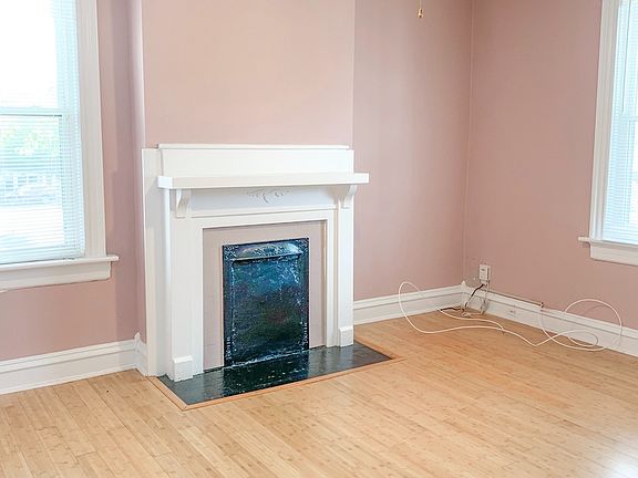 3rd image of 8 S Granby St