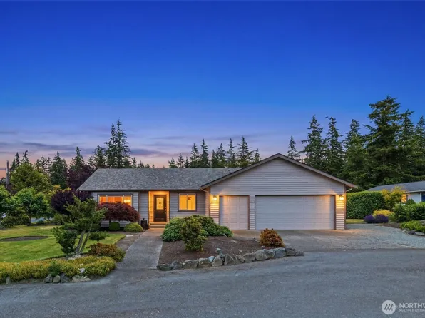 256 Scotland Drive, Camano Island, WA 98282