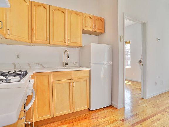 5th image of 519 Monroe St APT 3C
