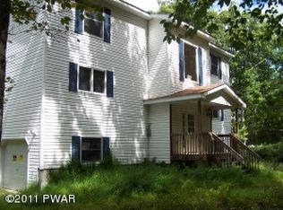 246 Sunrise Dr, Milford Borough, PA 18337