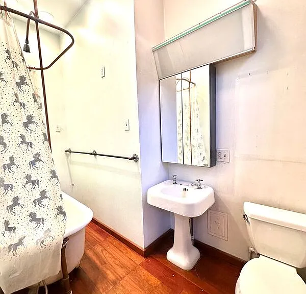 1656 S Throop St #2F — Photo 18