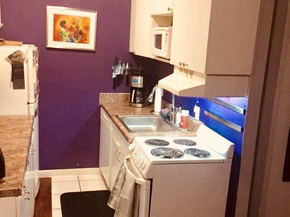 5th image of 342 E 13th St APT 12A