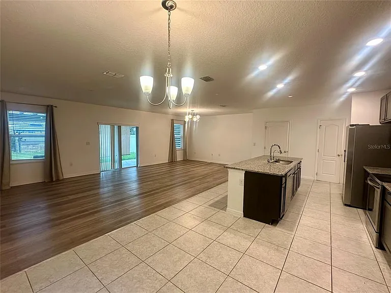 125 Villavista Ct — Photo 6