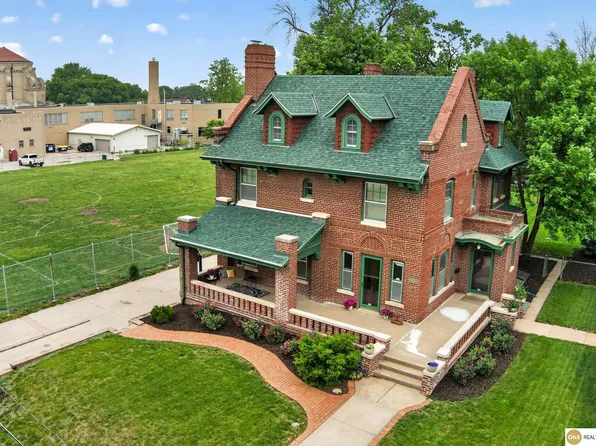 3826 Webster St, Omaha, NE 68131