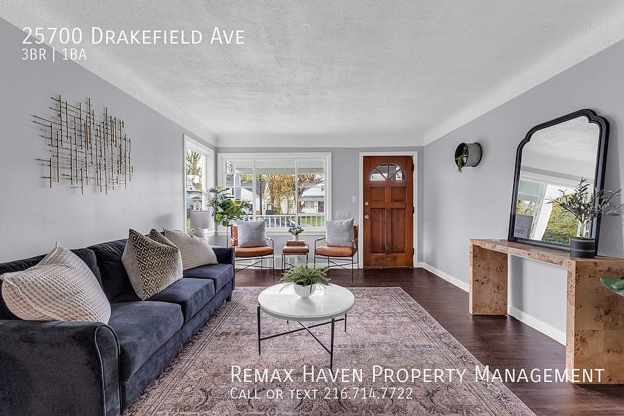 1st image of 25700 Drakefield Ave