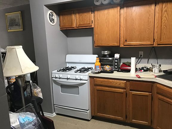 3rd image of 1843 Story Ave #1