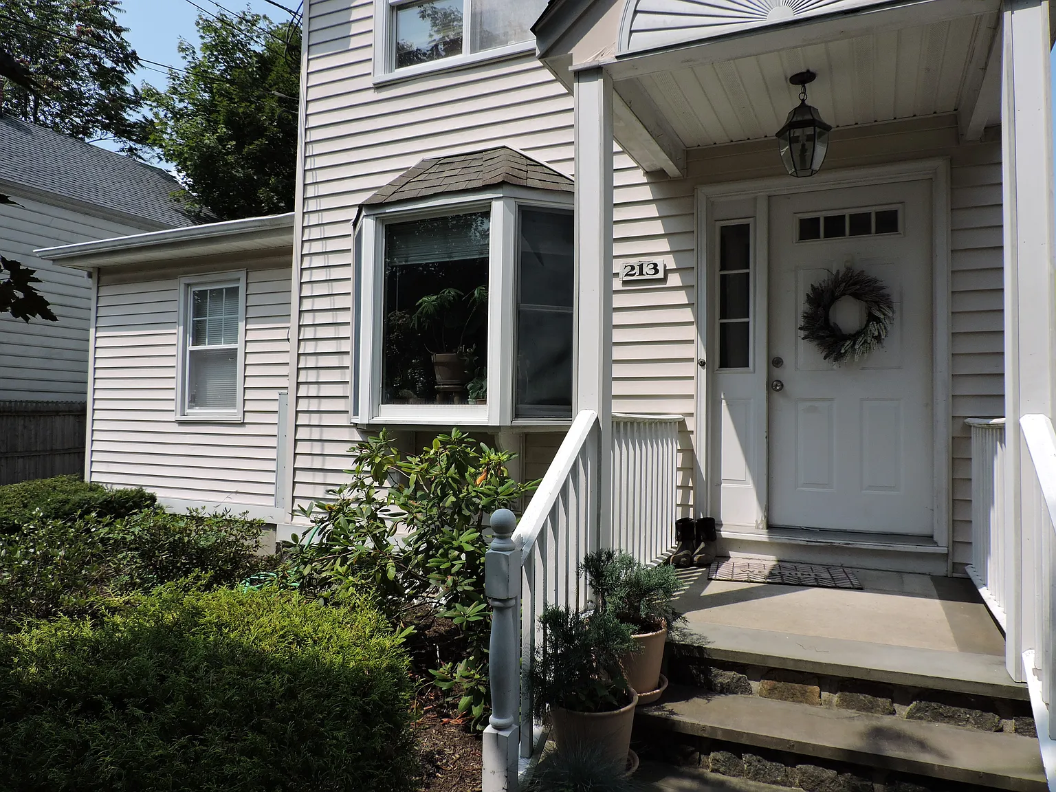 1 bed, $2,200 — Photo 2
