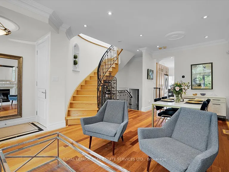 85 Bedford Park Ave — Photo 3