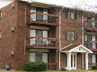 4557 Imperial Dr APT 3E, Richton Park, IL 60471