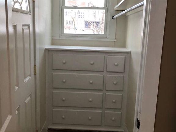 4th image of 430 S Avery Ave