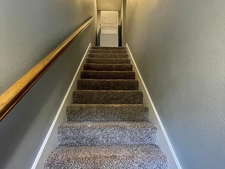 1899 W Stone St #2 — Photo 6