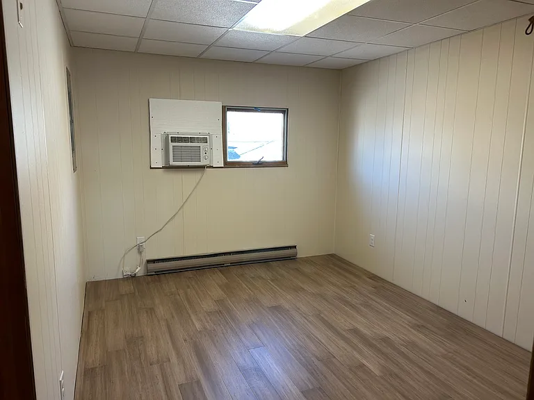 224 E Aly N — Photo 11