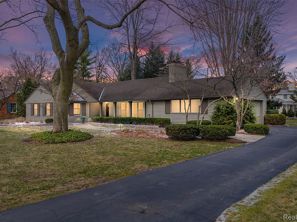 1st image of 6183 Lantern Ln