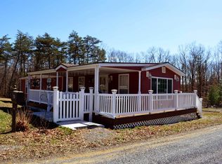 311 Boxer Ln, Berkeley Springs, WV 25411