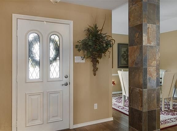 4th image of 314 Bahama Ct