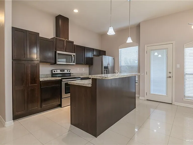 2705 Mimosa St #1 — Photo 8