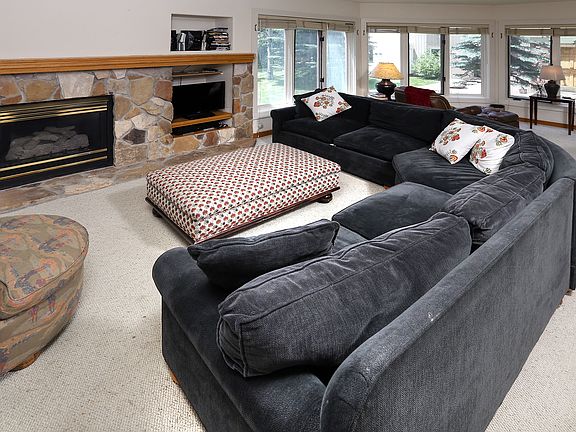 2nd image of 3000 Eaglebend Dr #4