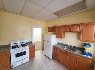 1800 Selma Pl, Elmont, NY 11003