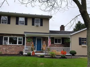 483 School House Rd, Nazareth, PA 18064