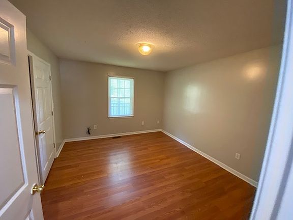 5th image of 39 Franklin Rd #B