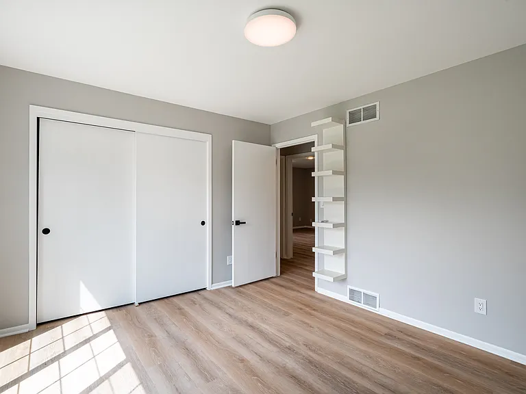 11910 N Forest Dr — Photo 5