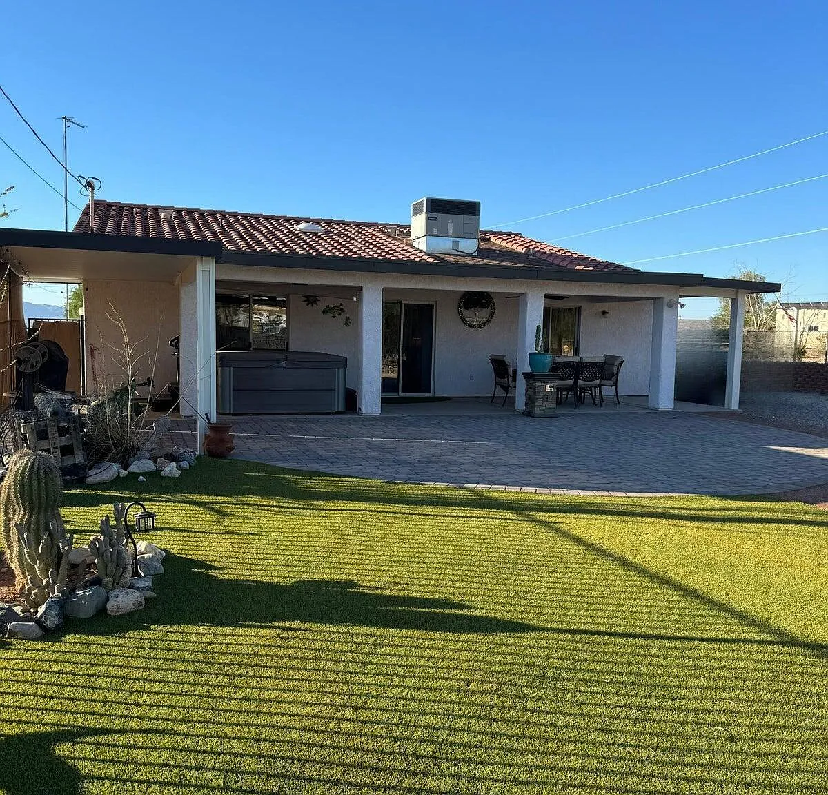 3 bed, 2.5 bath, 1441 sqft, $2,800 — Photo 3