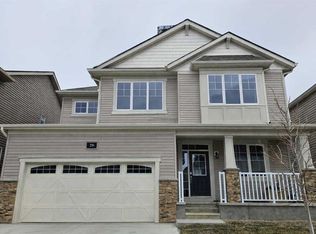 26 W Carringwood St NW, Calgary, AB T3P 2A8