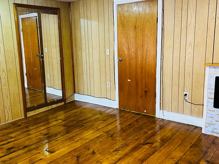 47 Cedar Aly — Photo 59