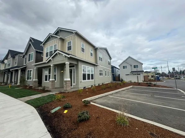 3561 SE Salal Ln, Hillsboro, OR 97123