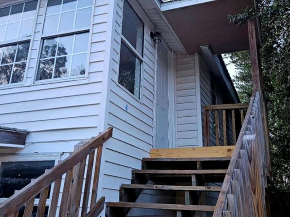 4238 Gaffney 1/2 St #B