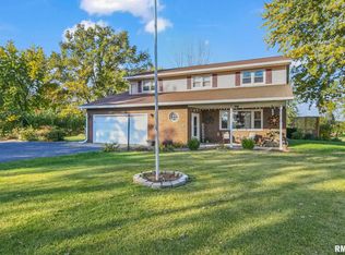 6903 N Cantrall Creek Rd, Cantrall, IL 62625