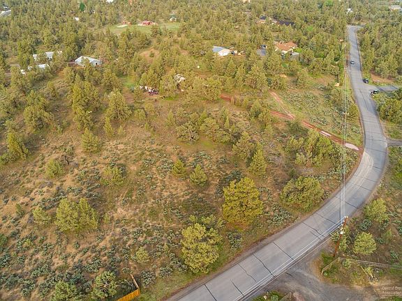 4th image of 5445 NW Odin Falls Way