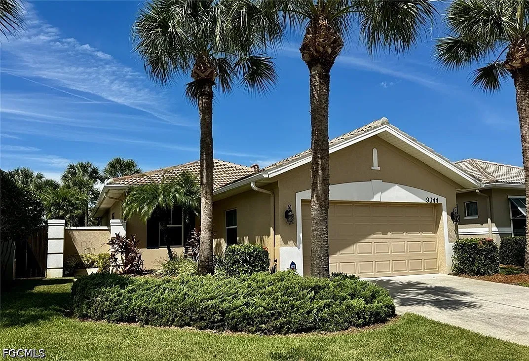 2 bed, 2.0 bath, 1259 sqft, $5,500 — Photo 2