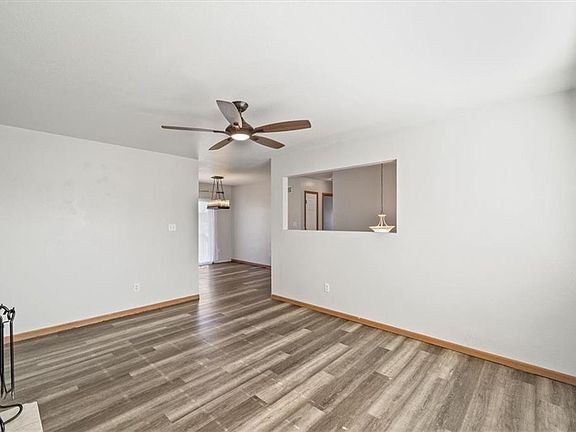 5th image of 19212 E 15th Terrace Ct N