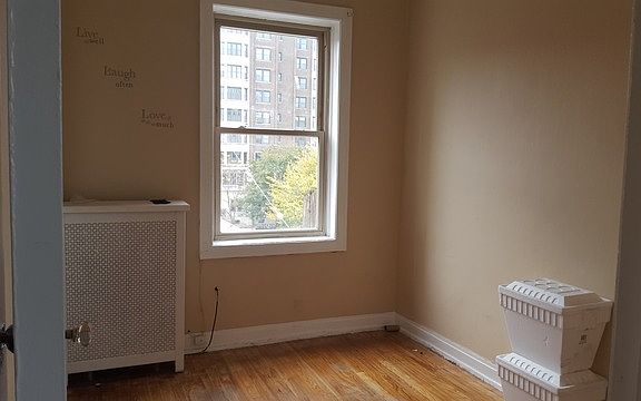 5th image of 6830 S South Shore Dr APT 3