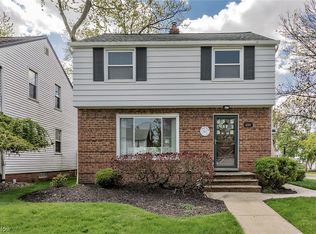 4868 Edsal Dr, Lyndhurst, OH