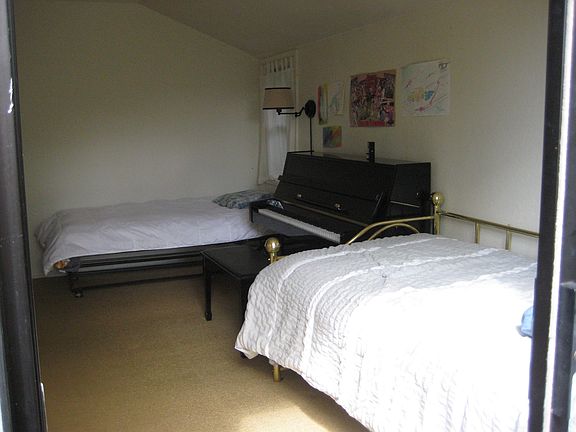 second bedroom