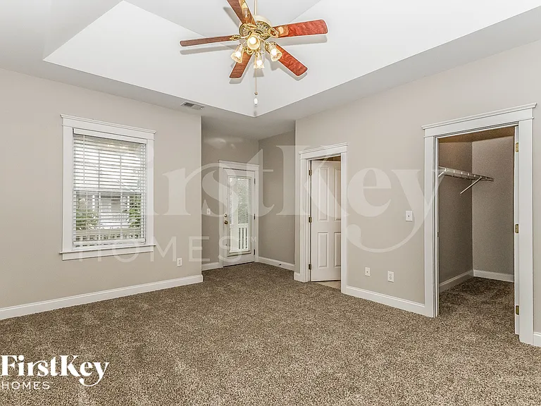 205 Barberry St — Photo 9