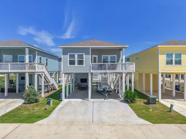 107 Rainbow Reef, Rockport, TX 78382