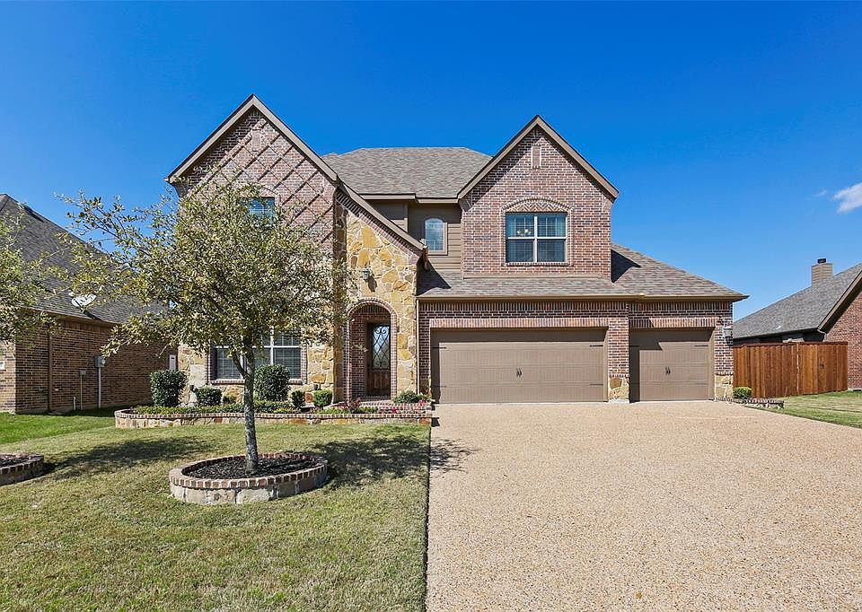 1st image of 950 Sagebrush Dr