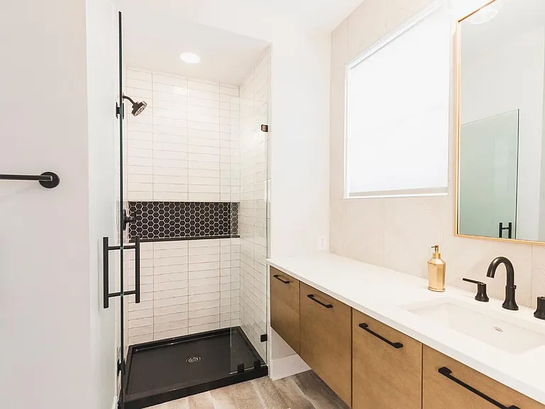 525 Ridge Street — Photo 8