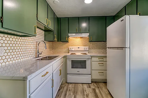 1260 NE Purcell Blvd #12 Photo 1
