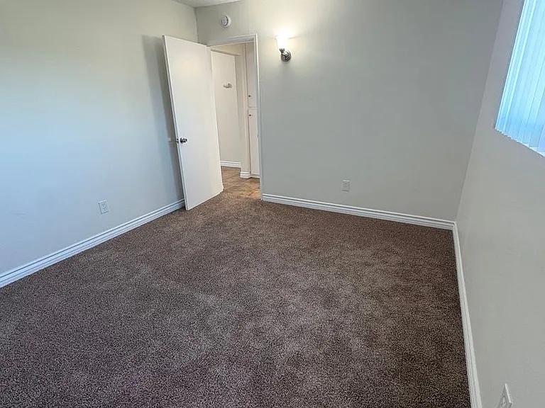 222 G St — Photo 20