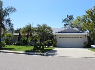 1034 La Reina Dr, San Marcos, CA 92078
