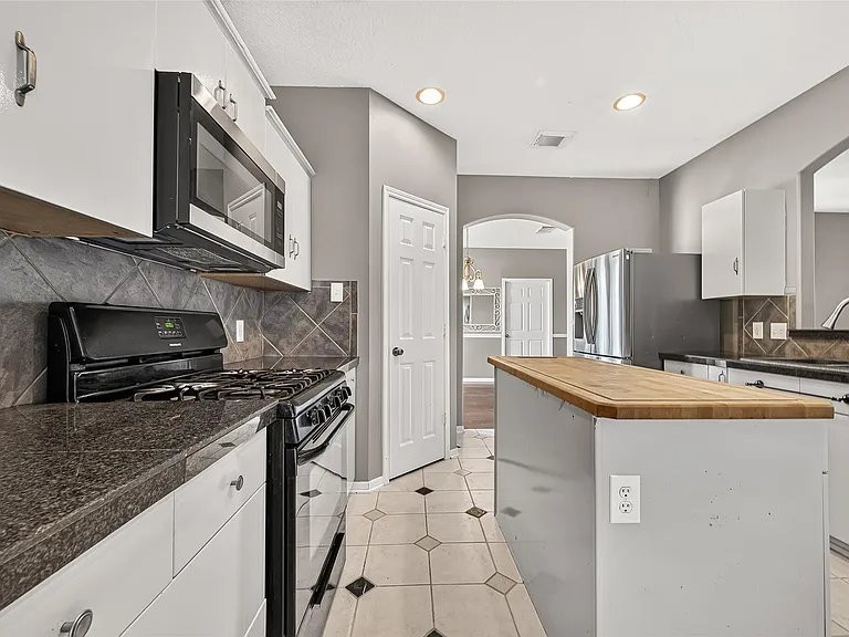 14402 Barker Pelican Ct — Photo 18