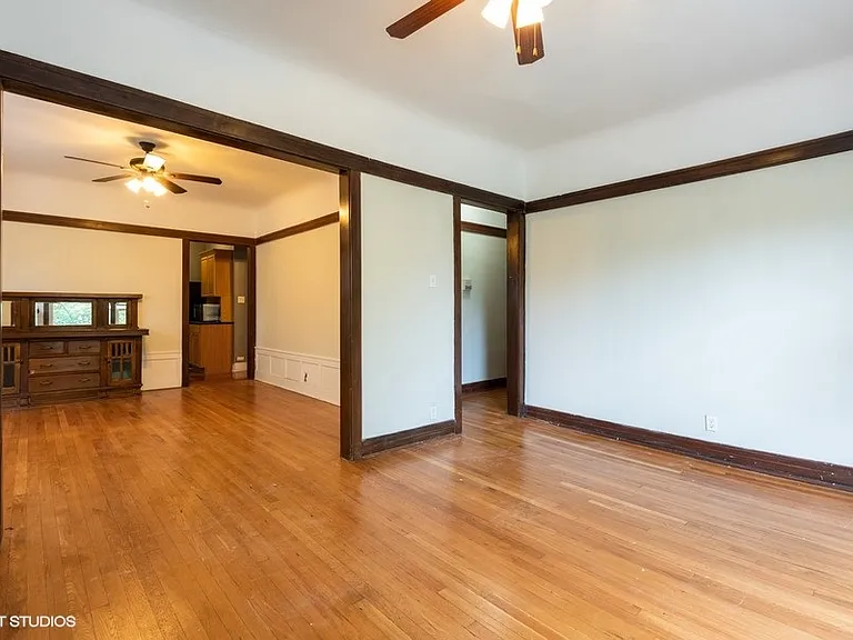 1253 W Byron St #2 — Photo 4