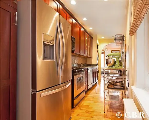 Sold by Coldwell Banker Reliable Real Estate | media 16