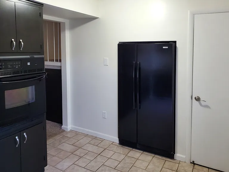 1151 E Orange St #2 — Photo 5