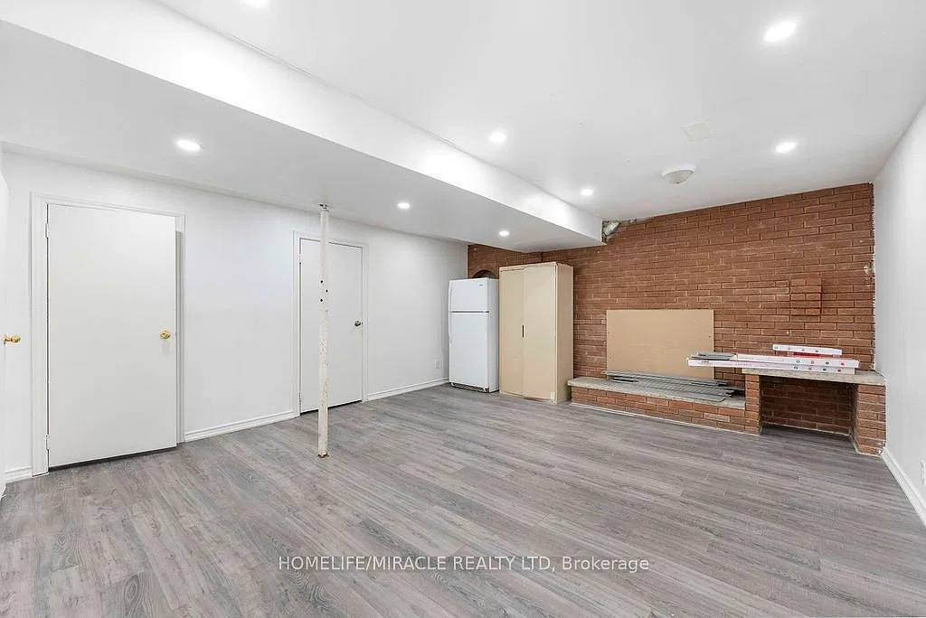 2 bed, $2,000 — Photo 3