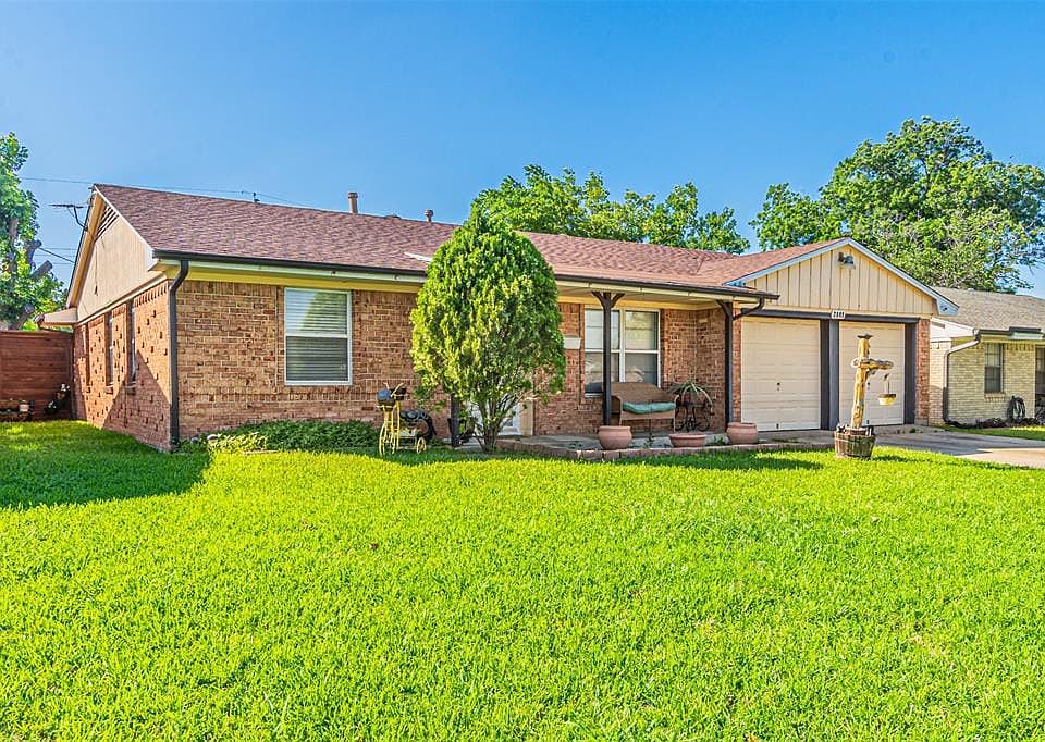 1st image of 2609 Cumberland Dr